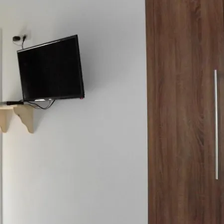 11 Apartman